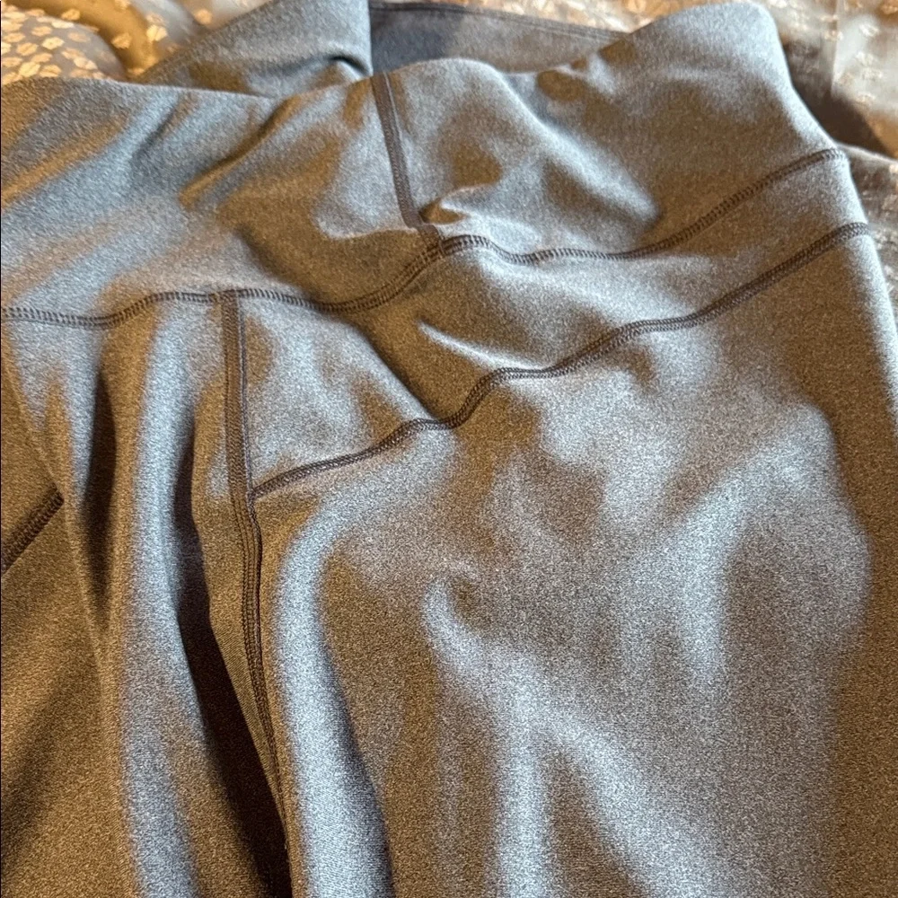 Under Armour Leggings - Picture 3 of 3